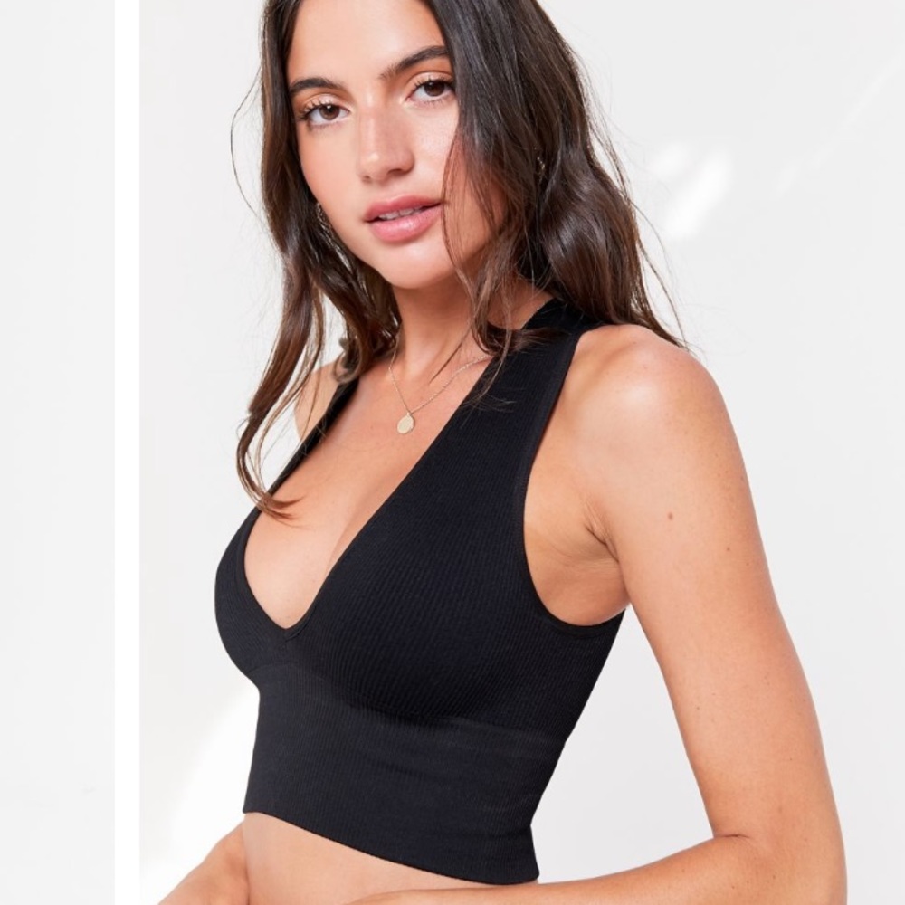 Out from Under Seamless Plunging Bra Top